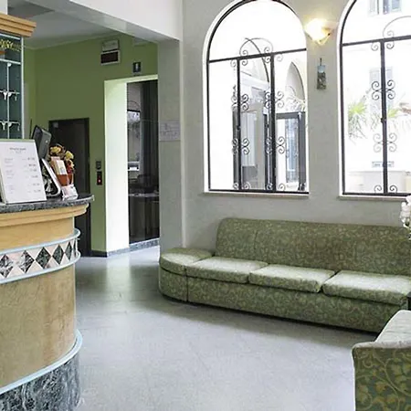 Ester Safer 3* Pineto